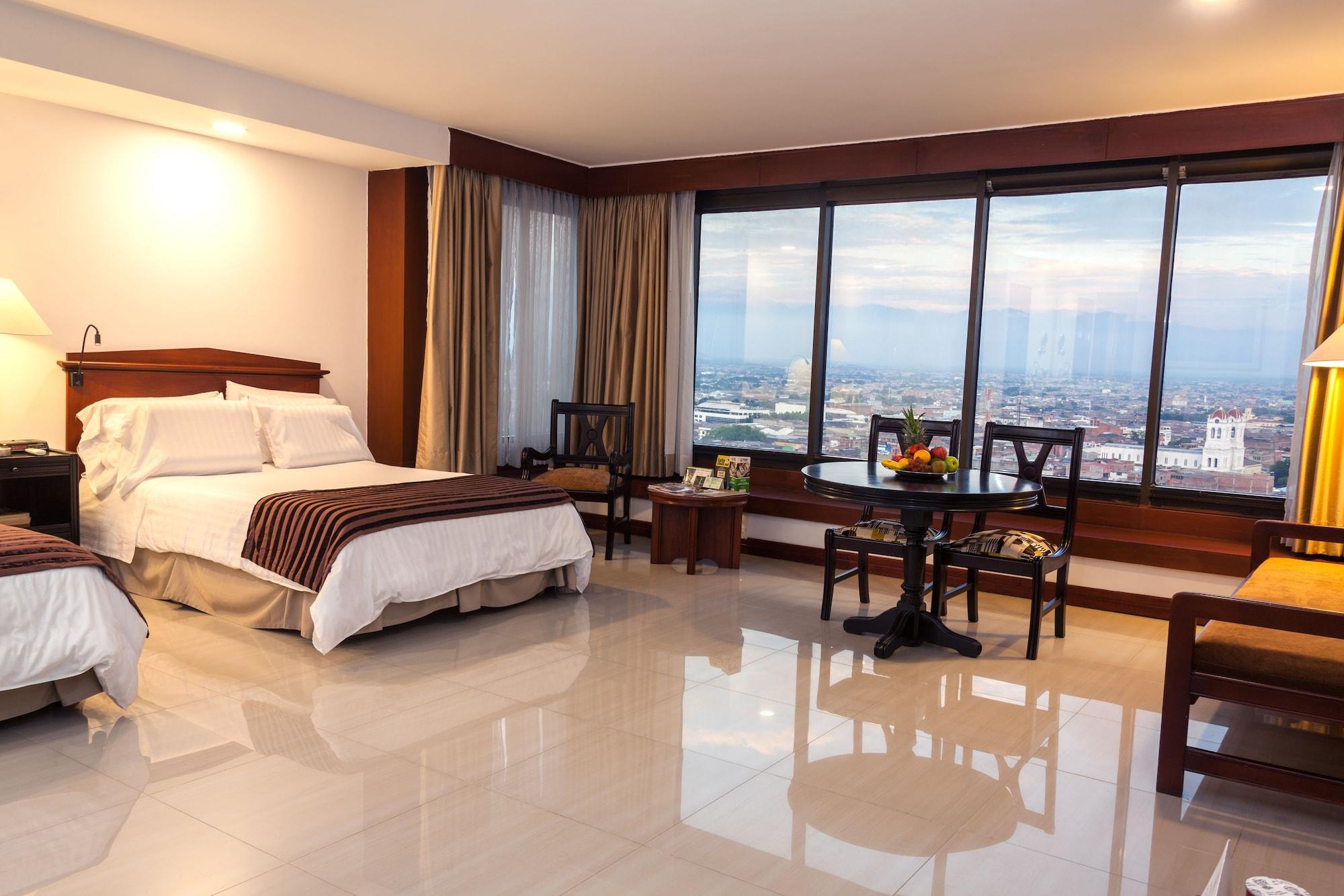 Torre De Cali Plaza Hotel Exterior photo