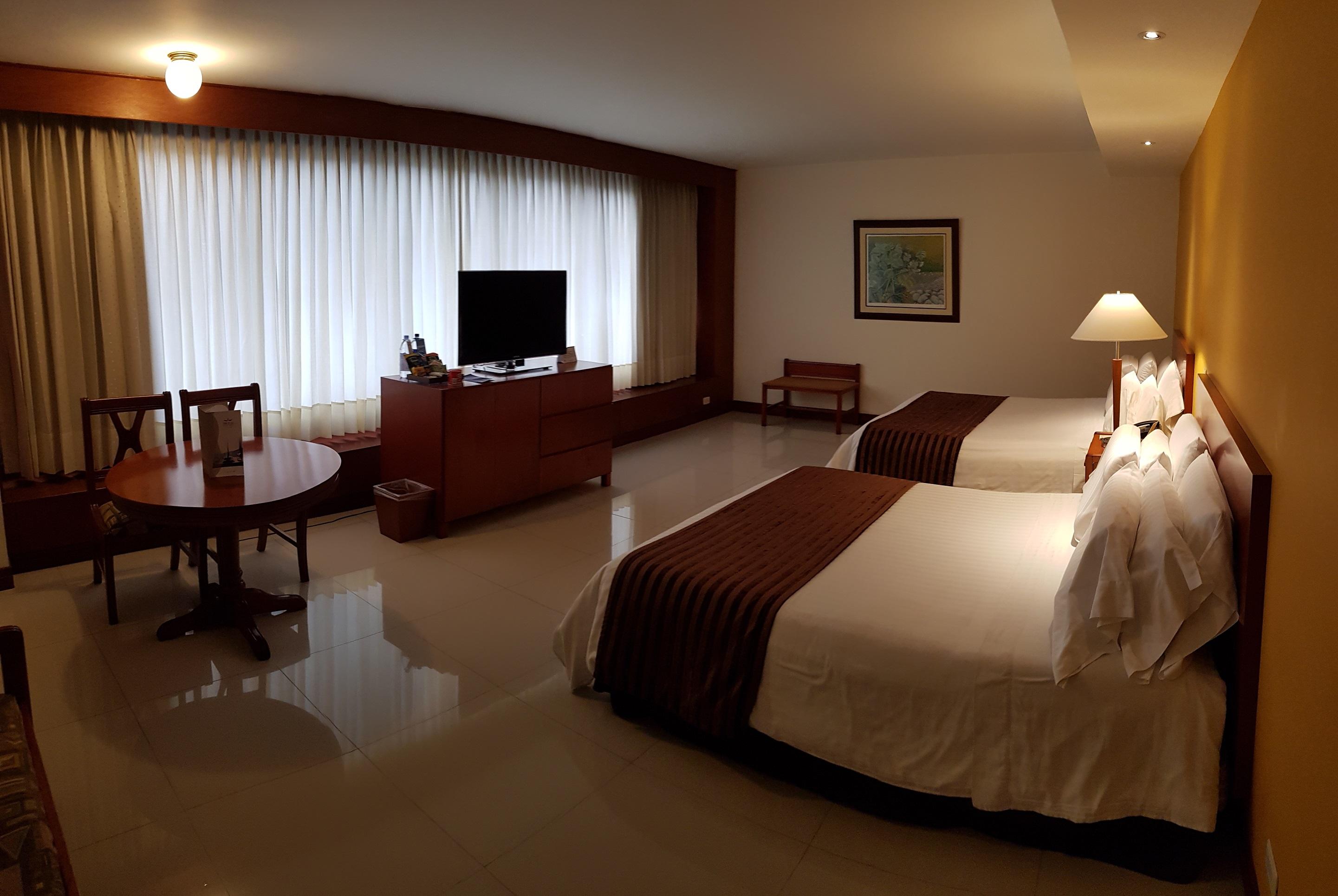 Torre De Cali Plaza Hotel Exterior photo