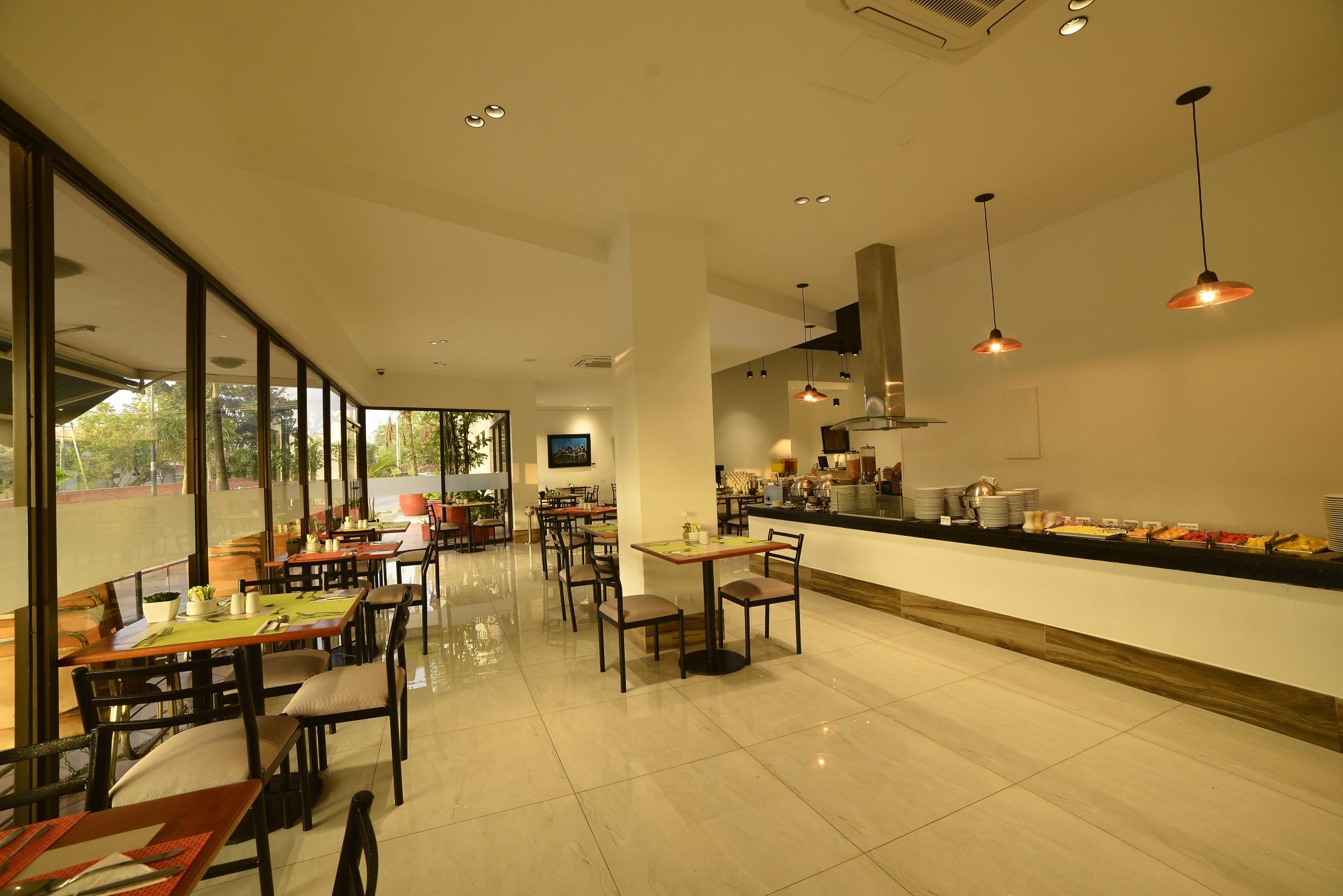 Torre De Cali Plaza Hotel Exterior photo